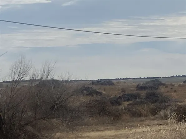 Acreage Oakwood, Ringwood, OK 73768