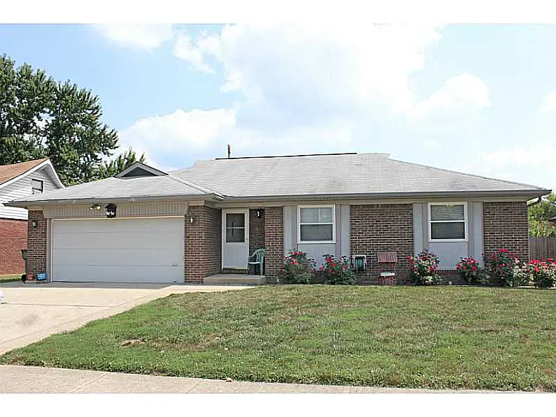 4811 Dancer Dr photo 1