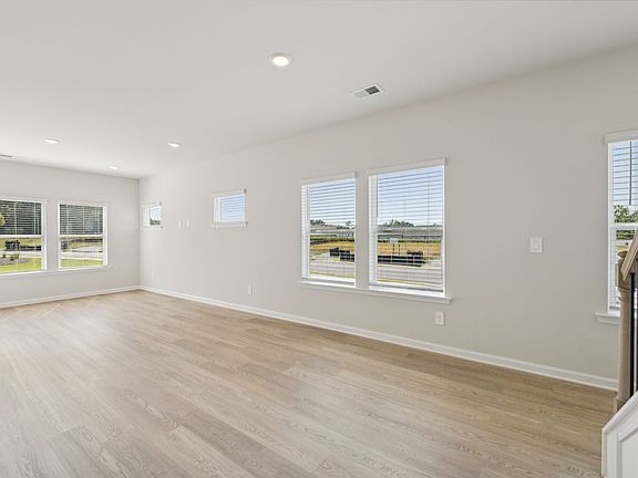 The Roswell floorplan with the Lush White interior package.