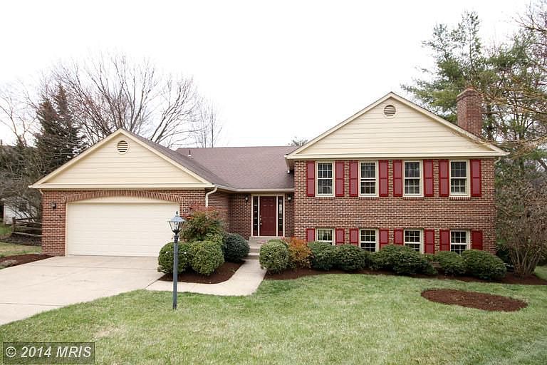 1st image of 9817 Flintridge Ct