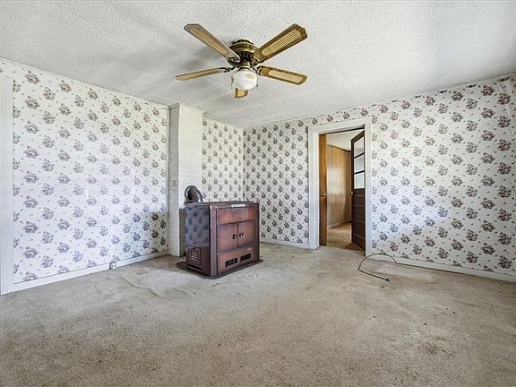 4th image of 309 Knitting Mill St