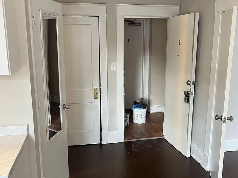 4822 Chamberlayne Ave — Photo 6