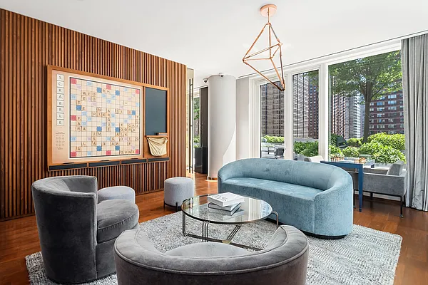 Rented by Compass | media 55