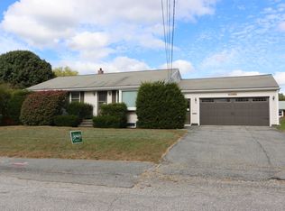 20 Homefield St, Lewiston, ME 04240