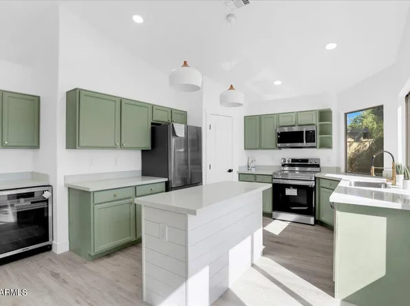 1399 W Page Avenue, Gilbert, AZ 85233
