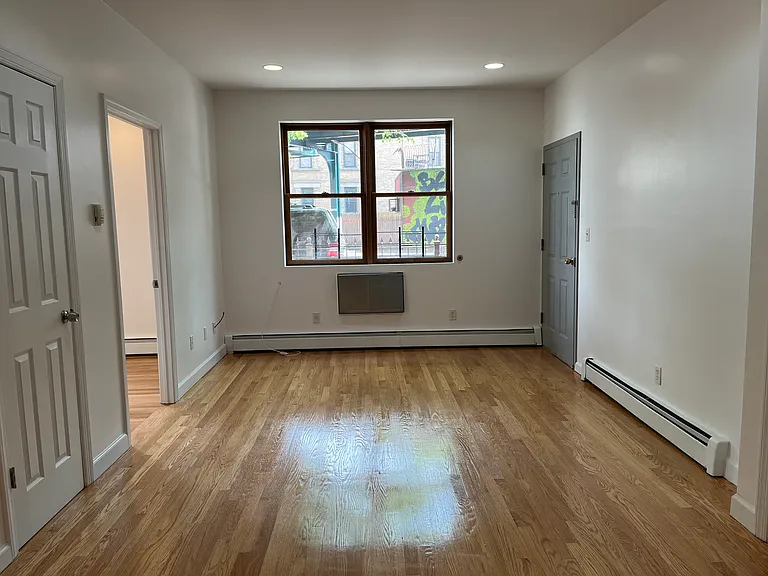 1833 Palmetto St #1 — Photo 3