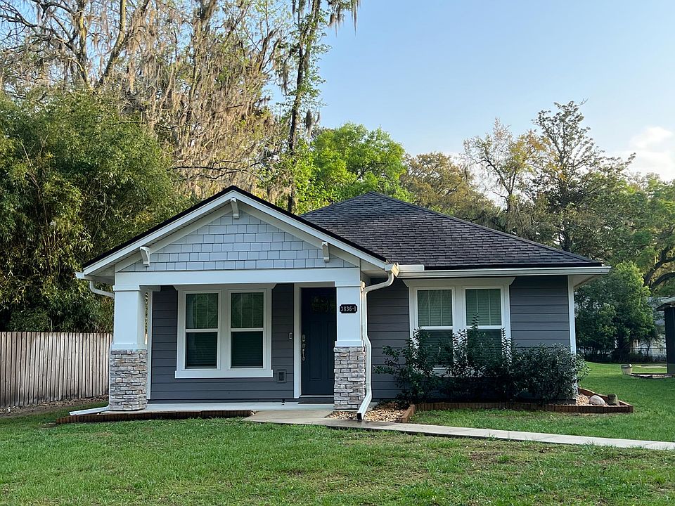1st image of 3836 Collins Rd