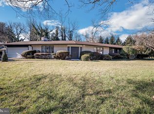 13126 Woodburn Dr, Hagerstown, MD 21742