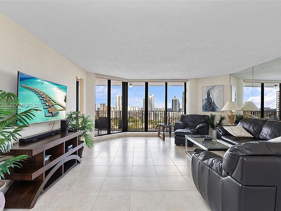 3rd image of 300 Three Islands Blvd APT 417
