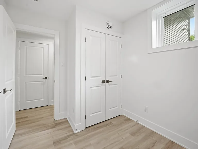 157 Glynn Ave #C — Photo 10