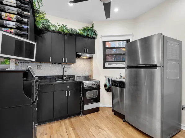 160 East 91st Street image 3 of 5