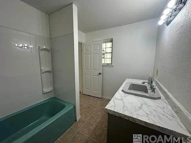 7030 Hooper Rd — Photo 10