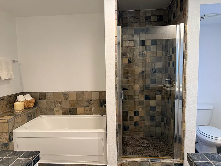 10918 Morrison St #3 — Photo 17