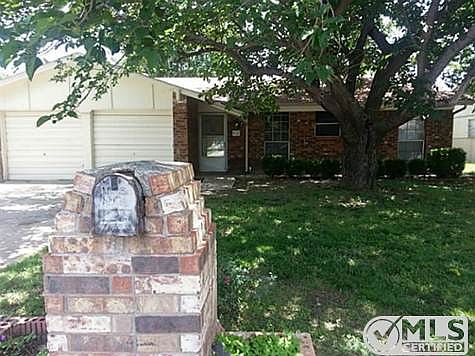 1st image of 418 Campbell Ln