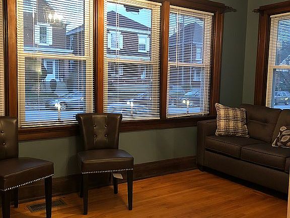 4th image of 1819 Holman Ave