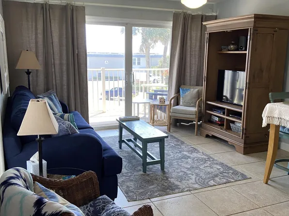 4849 Saxon Dr APT C201, New Smyrna Beach, FL 32169