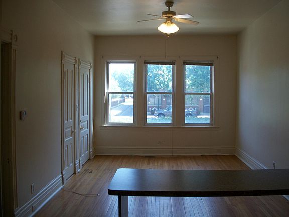 2nd image of 2540 N Ashland Ave APT 1F