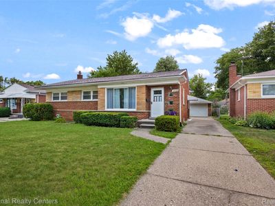 9012 Denne St, Livonia, MI, 48150