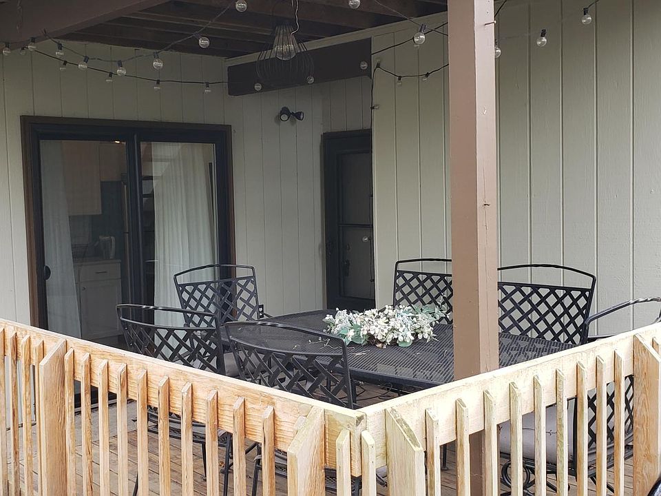 1st image of 812 Jones Dr #3