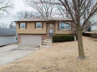 1307 Jefferson St, Lake In The Hills, IL 60156