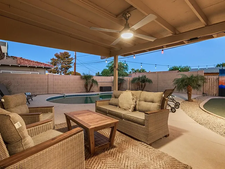 6419 E Cambridge Ave — Photo 4