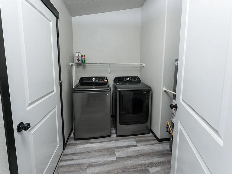 448 Cardinal Pl — Photo 14