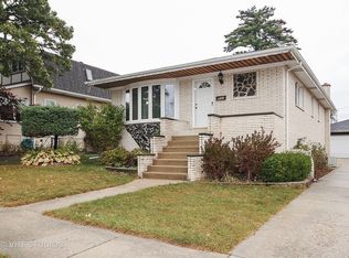 9725 Parkside Ave, Oak Lawn, IL 60453