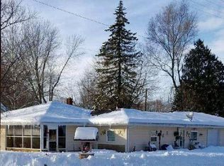 421 Gary Ave, Benton Harbor, MI 49022