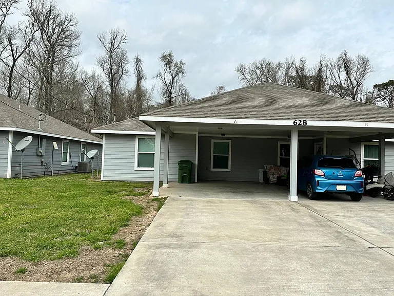 628 Luke St #A — Photo 1