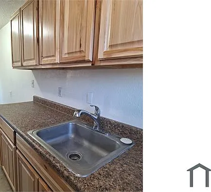 2423 Boxwood St #7 — Photo 23