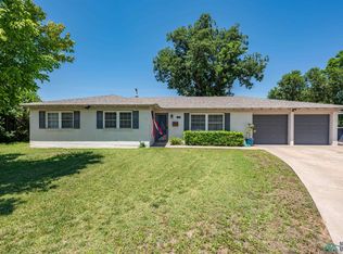 3014 Bandolina Ave, Roswell, NM 88201