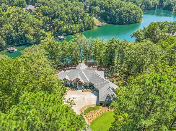 209 Saranac Dr, Sunset, SC 29685