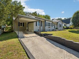707 Jefferson Ave E, Carthage, TN 37030
