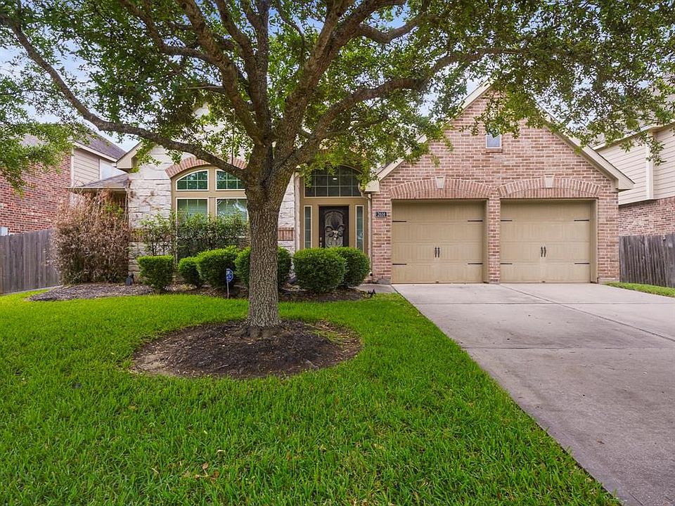 1st image of 2614 Briar Rose Ct