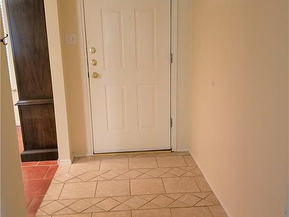 4th image of 1805 Lloydminister Way