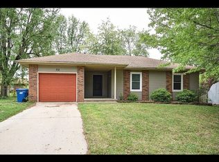 712 E Dyann Dr, Nixa, MO 65714