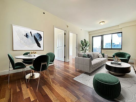 1st image of 2205 3rd Ave APT 9D
