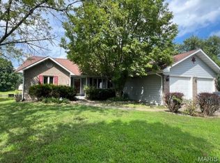 118 Pinewood Ct, Troy, IL 62294