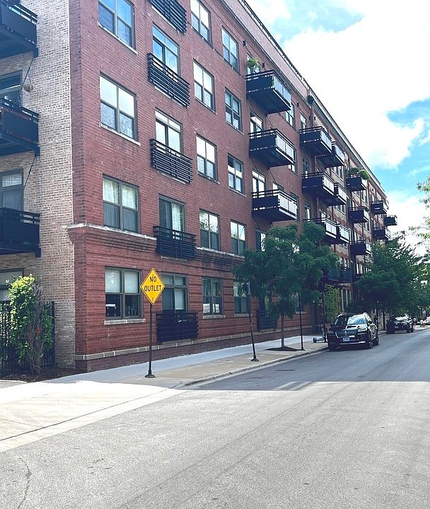 1st image of 1735 W Diversey Pkwy APT 607