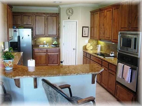 5th image of 617 Clear Cove Dr