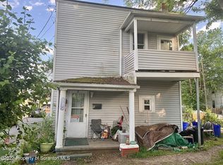 8 Roosevelt St, Kingston, PA 18704
