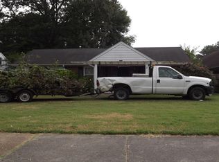 1524 Wells Station Rd, Memphis, TN 38108