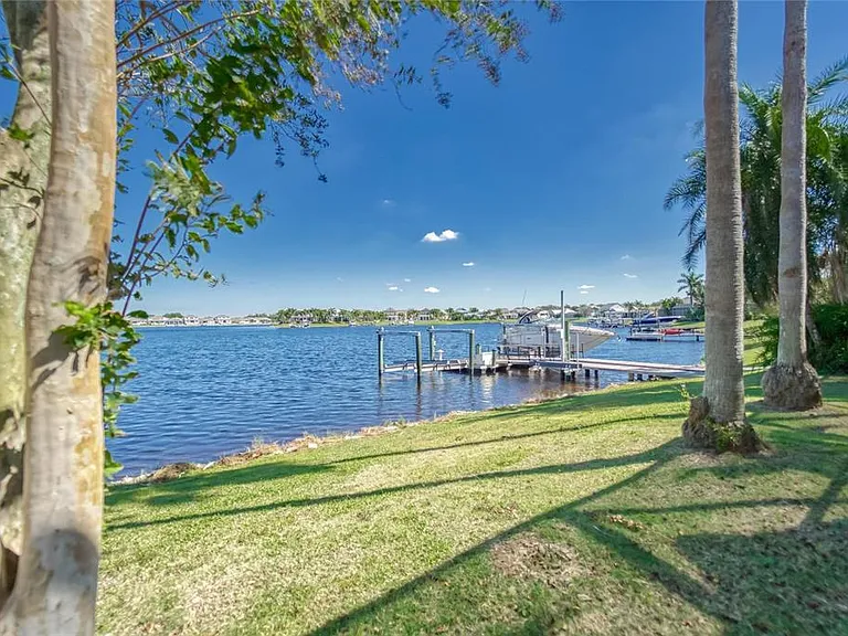 5225 Brighton Shore Dr — Photo 8