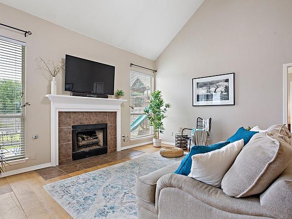 4th image of 6827 William Wallace Way