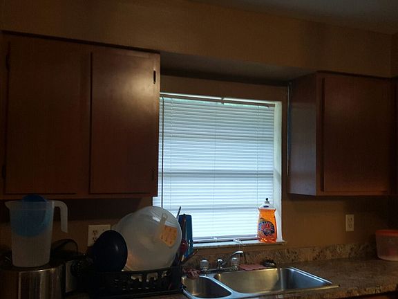 3rd image of 2814 Park Ave