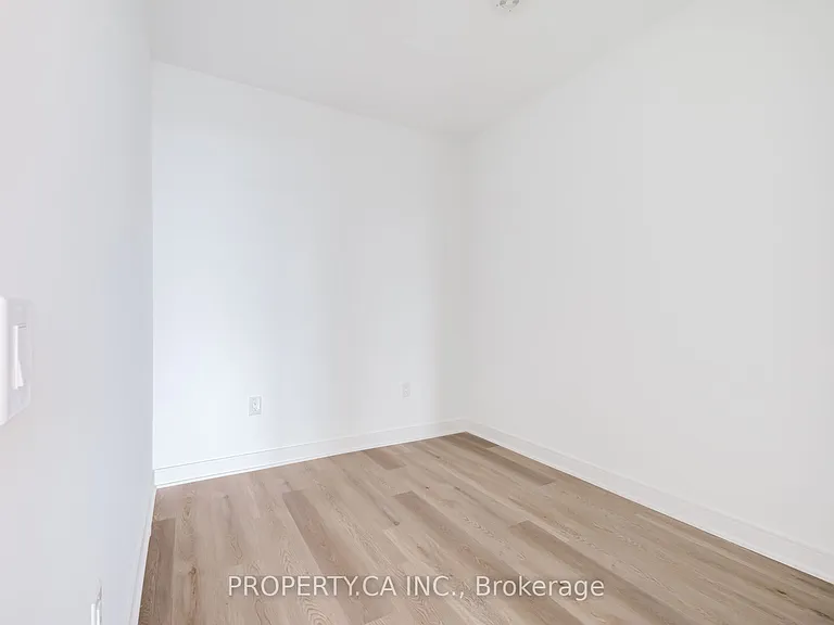 86 Dundas St E #1705 — Photo 7