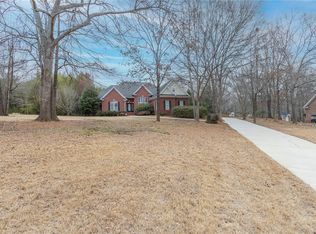 105 Sycamore Dr, Clemson, SC 29631