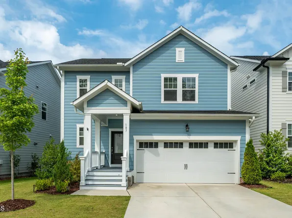 107 Chauncey Cir, Chapel Hill, NC 27516