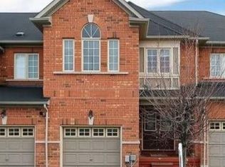 33 Lacebark Ct, Brampton, ON L6R3M7