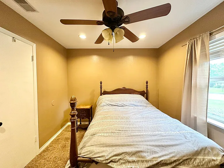 3115 Norma Ln — Photo 11